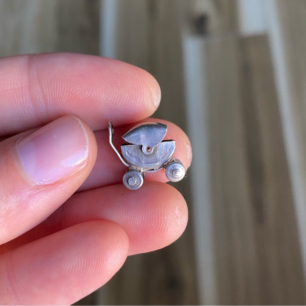 🌻 Rare Vintage Stirling Silver Baby Carriage Jewelry Charm